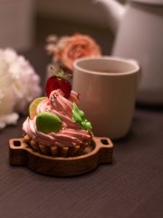 Тарелка из дуба с ручками светлая, 13 см